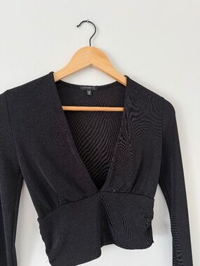 DYNAMITE | Black Plunge Long Sleeve Top (size XS)